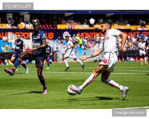 麦迪逊无球跑动与前插进攻解析