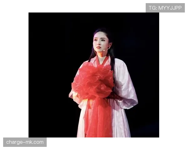 龚翔宇连锁反应开场白抢光了，场下咋一点明星架子都没呢？